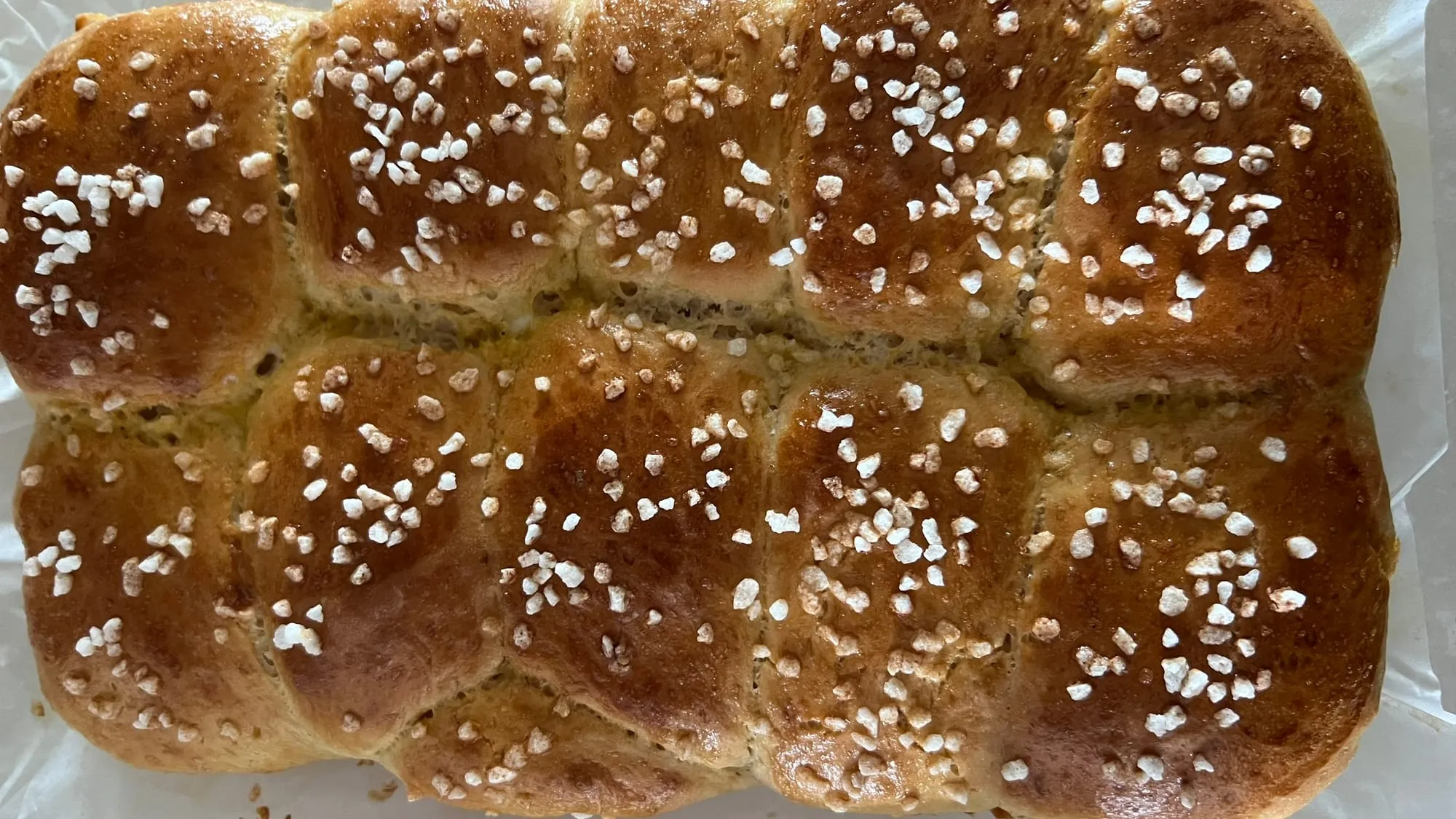 Brioche mit Hagelzucker – Foto 1 von 2