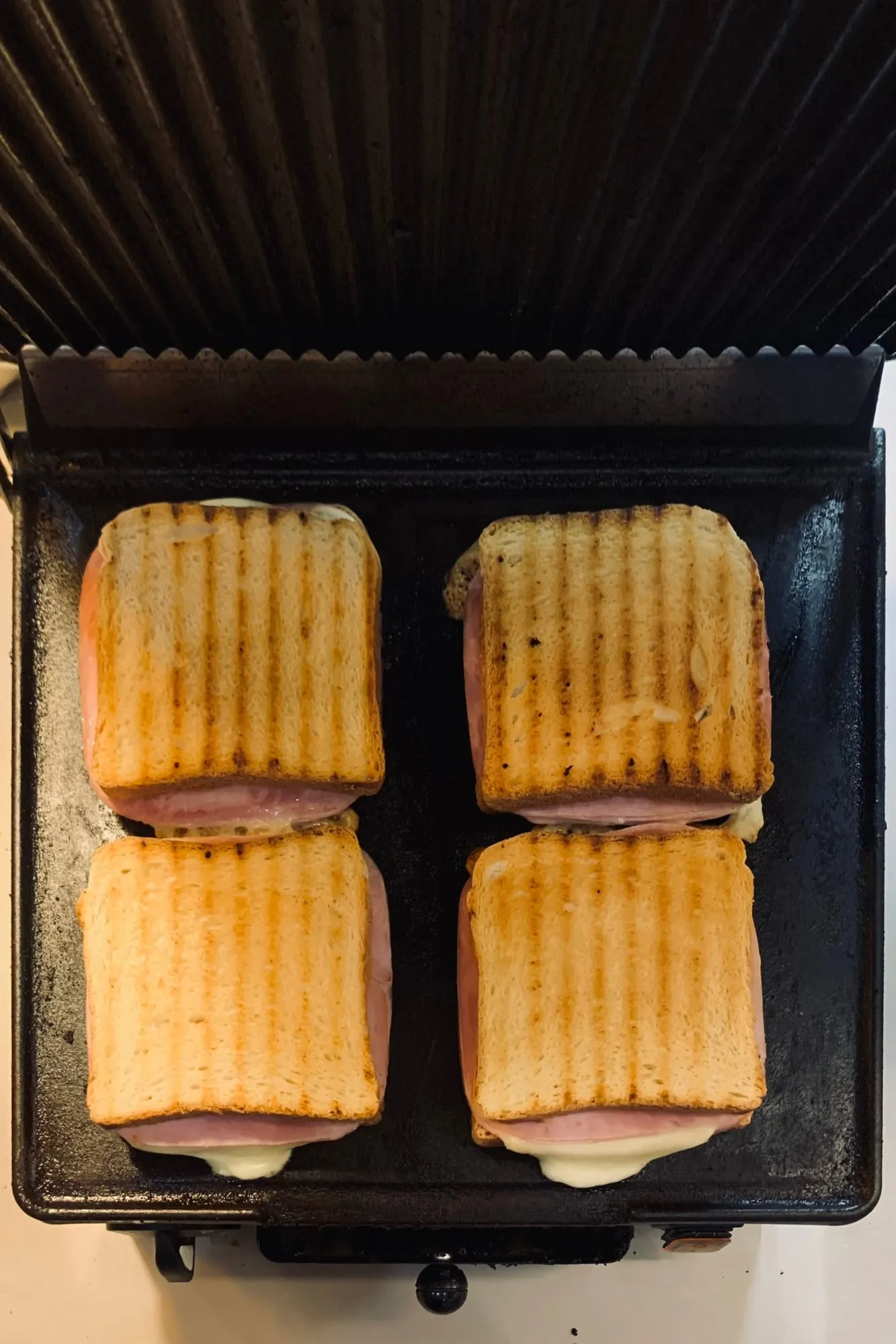 Schinken-Käse Toast